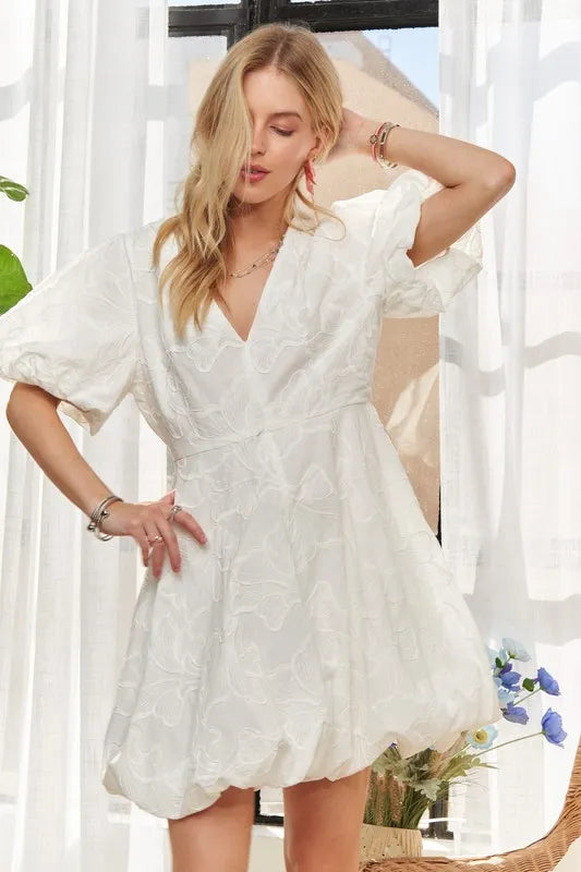 Eloria's Puff Sleeve Floral Dress